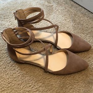 Jessica Simpson flats